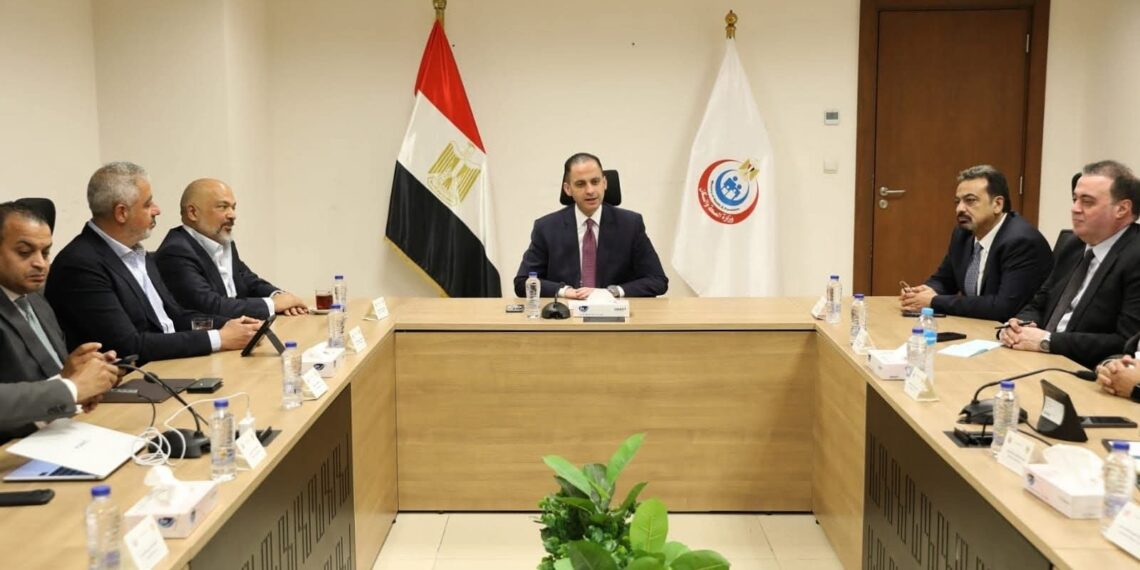 اتصالات مصر وSTM شريكان في خطة تطوير التكنولوجيا بوزارة الصحة