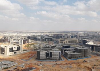 مدكور للتطوير: الحي المالي يرفع الطلب على المشروعات الإدارية بالعاصمة الجديدة