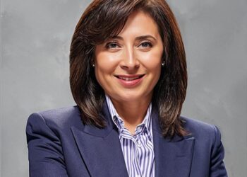 كونتكت المالية القابضة تعلن تعيين منال حسين رئيسًا لمجلس الإدارة