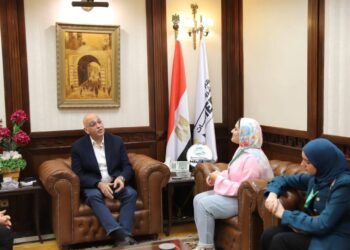تعاون موسع بين جهاز تنمية المشروعات والجامعات لتأهيل رواد الأعمال الشباب