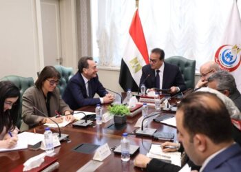 تعاون مصري فرنسي لعلاج أطفال فلسطين المصابين بالأورام