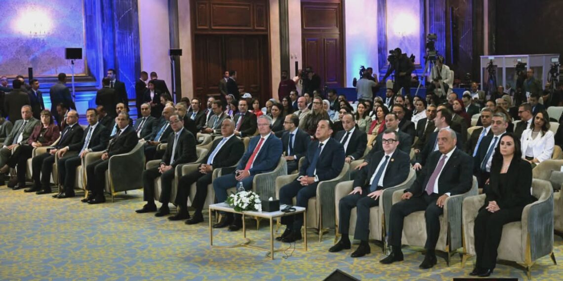 مدبولي يشارك في ختام المرحلة الأولى لبرنامج مصر مع «OECD»