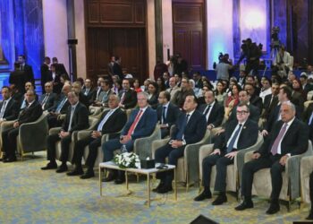 مدبولي يشارك في ختام المرحلة الأولى لبرنامج مصر مع «OECD»