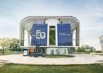 شعبة الطاقة المستدامة تطالب برفع مستهدف الطاقة الشمسية بالمصانع