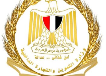 حملات رقابية مكثفة على محلات بيع الدواجن للتأكد من سلامة المعروضات