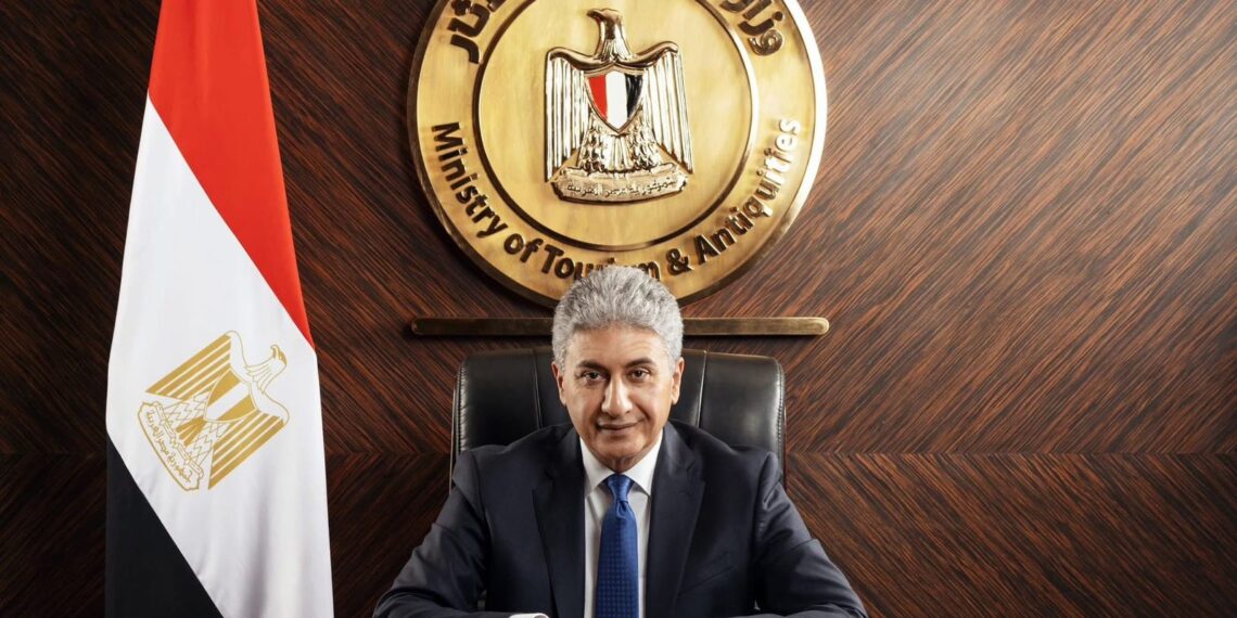 قرار بتشكيل لجنة لتنظيم فعاليات ظاهرة الكسوف الكلي للشمس 