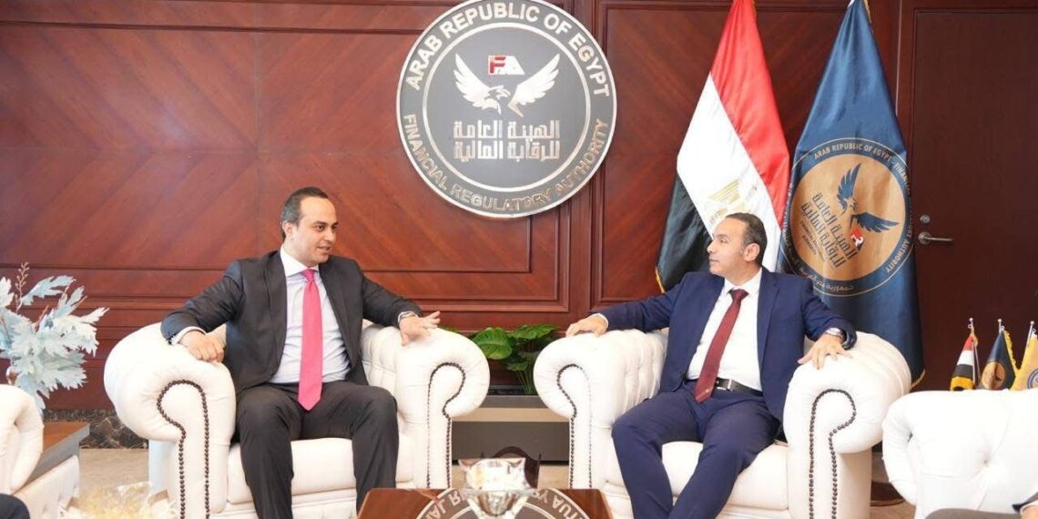 دراسة لطرح كيانات صحية كبرى في البورصة وإطلاق صناديق استثمار جديدة
