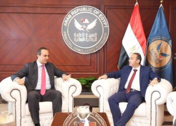 دراسة لطرح كيانات صحية كبرى في البورصة وإطلاق صناديق استثمار جديدة