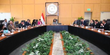 مايا مرسي تترأس أول اجتماعات مبادرة “حياة” لرعاية أطفال الشوارع