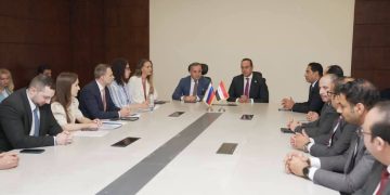 الرعاية الصحية تبحث مع الجانب الروسي توطين التكنولوجيا الطبية وتعزيز التحول الرقمي