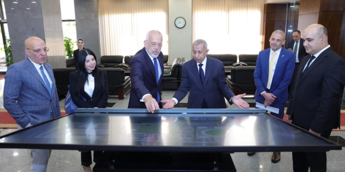 رئيس الأكاديمية العربية للعلوم والتكنولوجيا والنقل البحري يستقبل سفير اليونان لبحث آفاق التعاون الأكاديمي والتقني