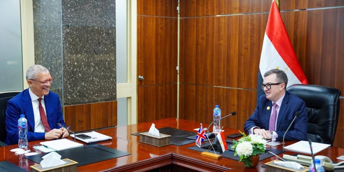 وزير التخطيط يدعو «الاستثمار البريطانية الدولية» لتوسيع تمويلات الشركات الناشئة والمشروعات الخضراء في مصر