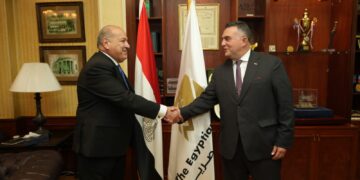 رئيس البورصة يستقبل الدكتور محمد الوحش وكيل مجلس النواب