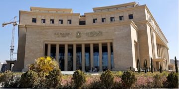 المركزي: تحويلات المصريين بالخارج تسجل 39.2 مليار دولار في 10 أشهر بنمو 33.2%