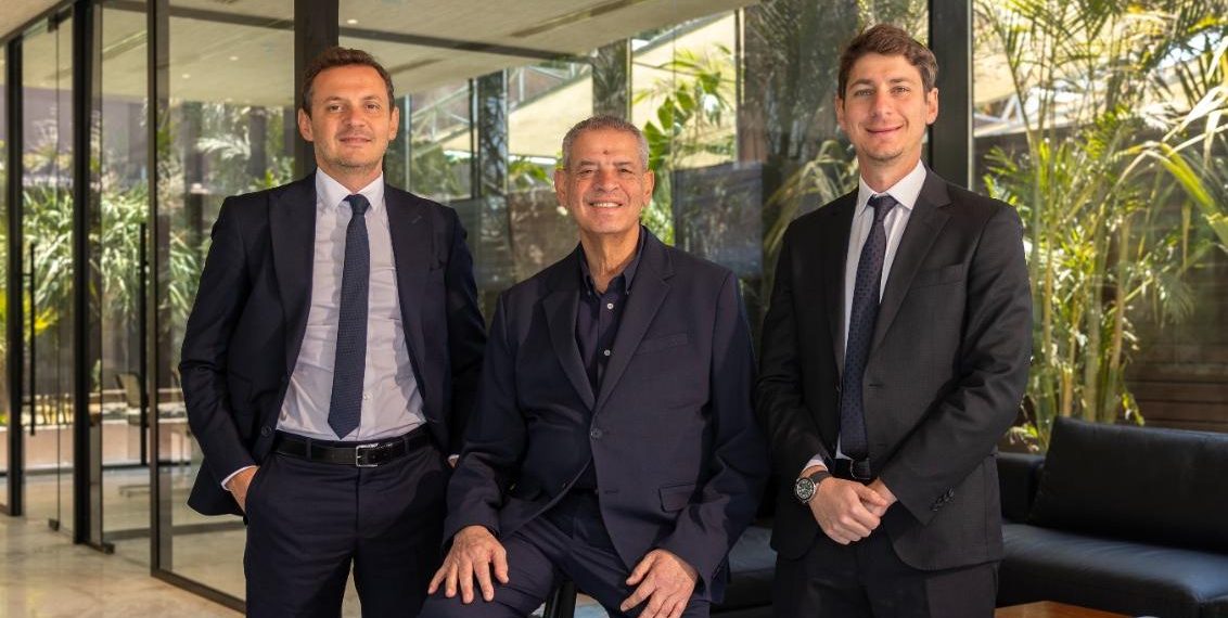 خالد العسال وأبناؤه يستحوذون على 100% من أسهم مصر إيطاليا القابضة