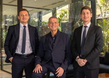 خالد العسال وأبناؤه يستحوذون على 100% من أسهم مصر إيطاليا القابضة