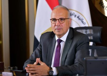 سويلم يتابع استعدادات أسبوع القاهرة التاسع للمياه ويؤكد تعزيز التعاون الدولي لمواجهة تحديات المياه