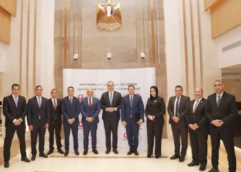 الرعاية الصحية وڤودافون مصر توقعان بروتوكولًا لدعم التحول الرقمي بمنشآت التأمين الصحي الشامل