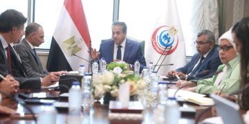 وزير الصحة يبحث مع «إيني» الإيطالية تطوير مستشفى هليوبوليس الجديدة