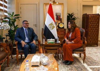 وزيرة التنمية المحلية والبيئة تتابع مشروعات التنمية ومنظومة المخلفات في قنا