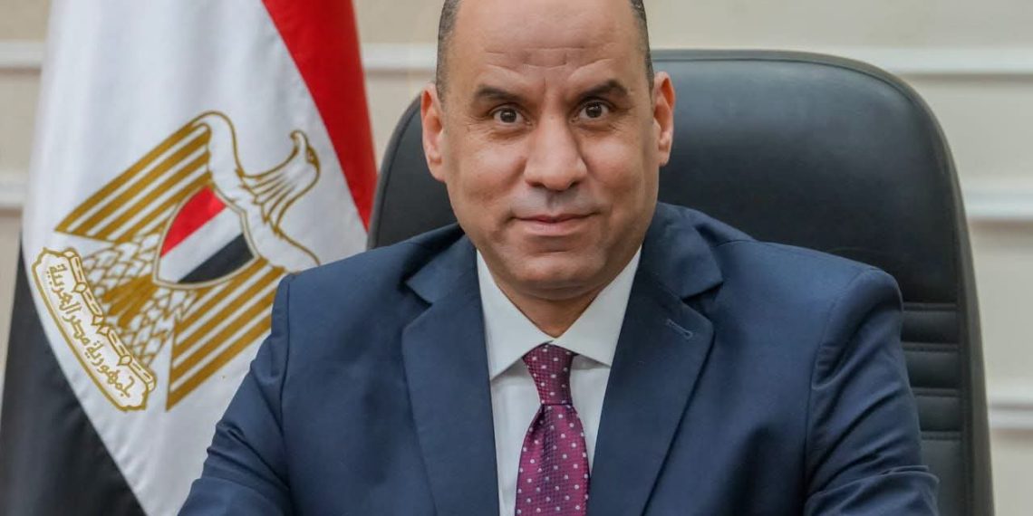 بدء صرف الدفعتين الثانية والثالثة من منحة العمالة غير المنتظمة بإجمالي 3000 جنيه للعامل
