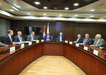 وزير النقل يعتمد تعديل هيكل مساهمي “موانئ مصر البحرية” ويستعرض نمو الأداء التشغيلي