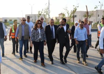 وزيرة التنمية المحلية والبيئة تتفقد مدينة العاشر للمخلفات وتوجه بتسريع تنفيذ المشروع