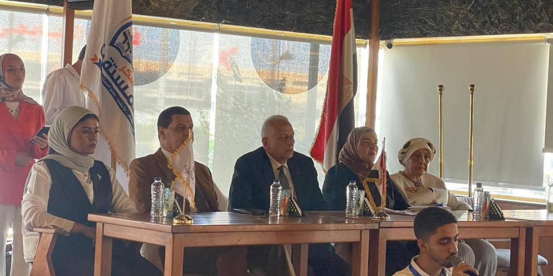 حزب الجبهة الوطنية بالجيزة يدشن مبادرة صحتك في توازن حياتك للتوعية الصحية ومكافحة السمنة