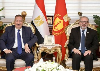 التأمين الصحي الشامل ومحافظة بورسعيد يعززان التعاون.. ومد الكشف الطبي المدرسي حتى 30 سبتمبر
