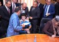 وزير العمل يسلم عقود تشغيل لذوي الهمم ويطلق شراكة تدريبية بالشرقية