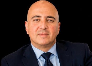 حاتم عادل مديرا تنفيذيًا لشركة «روشن مصر للتطوير العقاري»