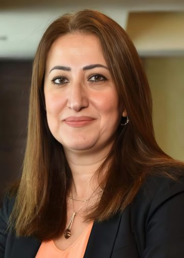 رئيس البريد يشيد بإنجاز منتخب مصر ويوجه بإصدار طابع بريد تذكاري