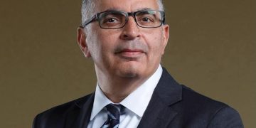 فوربس تختار عمرو أبو العينين ضمن أقوى 50 مديرًا للأصول بالشرق الأوسط
