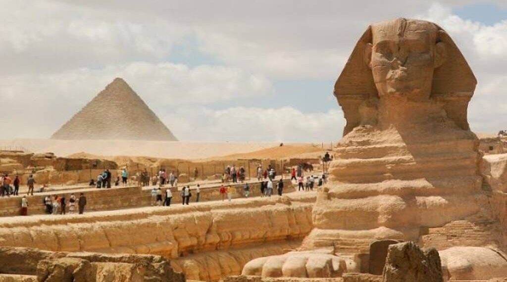 الإيرادات السياحية في مصر ترتفع 14.9% إلى 14.4 مليار دولار خلال 9 أشهر