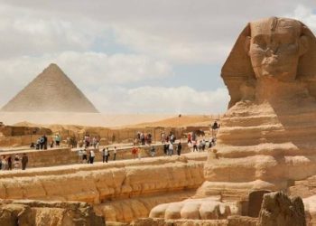 الإيرادات السياحية في مصر ترتفع 14.9% إلى 14.4 مليار دولار خلال 9 أشهر