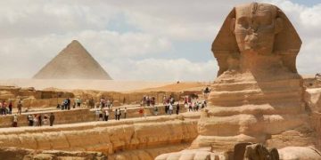 الإيرادات السياحية في مصر ترتفع 14.9% إلى 14.4 مليار دولار خلال 9 أشهر