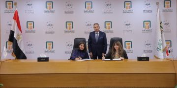 البنك الأهلي المصري يوقع بروتوكول تعاون مع مستشفى أهل مصر لعلاج الحروق