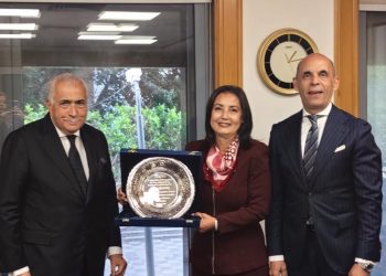 بعد مسيرة مصرفية طويلة.. نيفين كشميري تبدأ رحلة جديدة مع مجموعة غبور