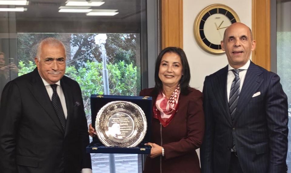 بعد مسيرة مصرفية طويلة.. نيفين كشميري تبدأ رحلة جديدة مع مجموعة غبور