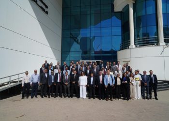 رئيس البورصة يبحث مع شركات السمسرة تعزيز كفاءة السوق