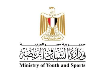 وزير الرياضة يهنئ أسيل أسامة بذهبية العالم في رمي الرمح