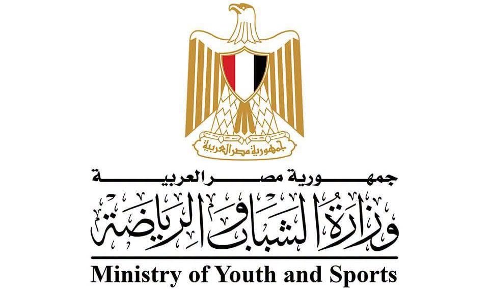وزير الرياضة يهنئ أسيل أسامة بذهبية العالم في رمي الرمح