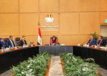 وزيرة الإسكان تتابع تقنين الأراضي وتطوير الساحل الشمالي حتى 203