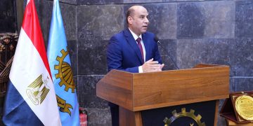 وزير العمل ومحافظ الغربية يدعمان التشغيل والتمكين