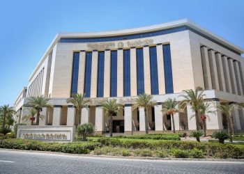 الإسكان تقرر إزالة مخالفات بناء بالساحل والسادات