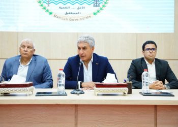 وزير السياحة يبحث مع مستثمري مطروح فرص الاستثمار السياحي