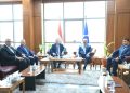 قنصوة ومحافظ السويس يبحثان تعزيز التعاون التعليمي والطبي