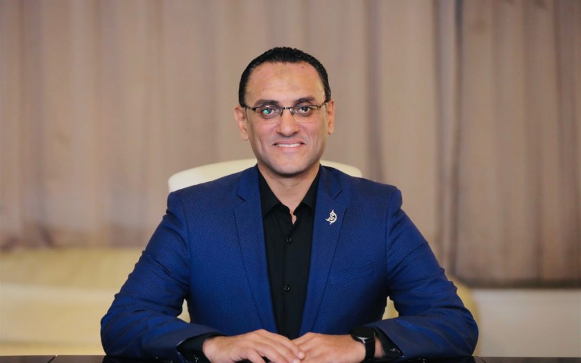 احمد شوقي الخبير المصرفي