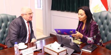 مصر وأذربيجان تعززان التعاون في المعارض وتسويق الحرف اليدوية
