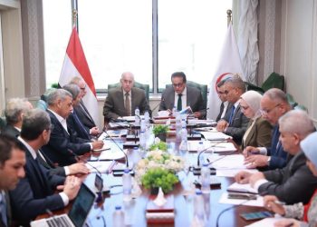 وزير الصحة يبحث مع «الخدمة الوطنية» تسريع تنفيذ المشروعات الإنشائية